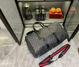 Picture of Gucci Mens Bags _SKUfw181948297fw